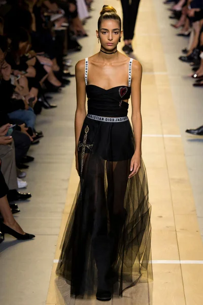 Look 36